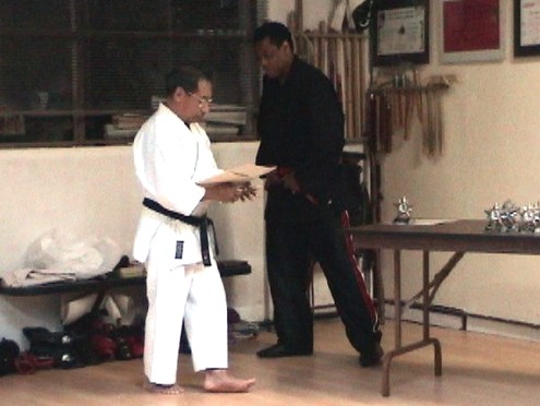 award12.jpg (43998 bytes)