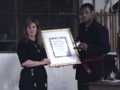 award21.jpg (42078 bytes)