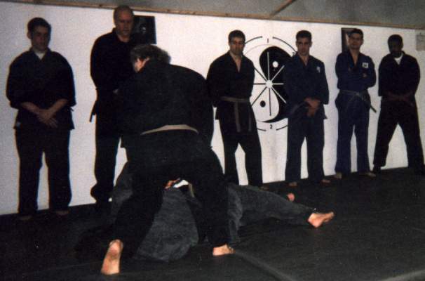 event20.jpg (26229 bytes)