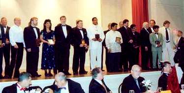 02HOF02.jpg (14663 bytes)