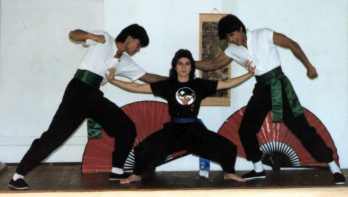 dawn01.jpg (8559 bytes)