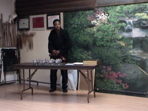 award03.jpg (49684 bytes)