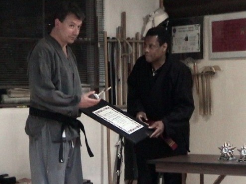 award07.jpg (43385 bytes)